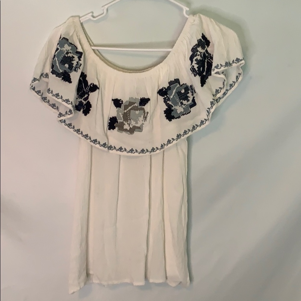Off the shoulders white shirt
